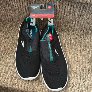 Speedo Aqua Skimmer water shoes NWT